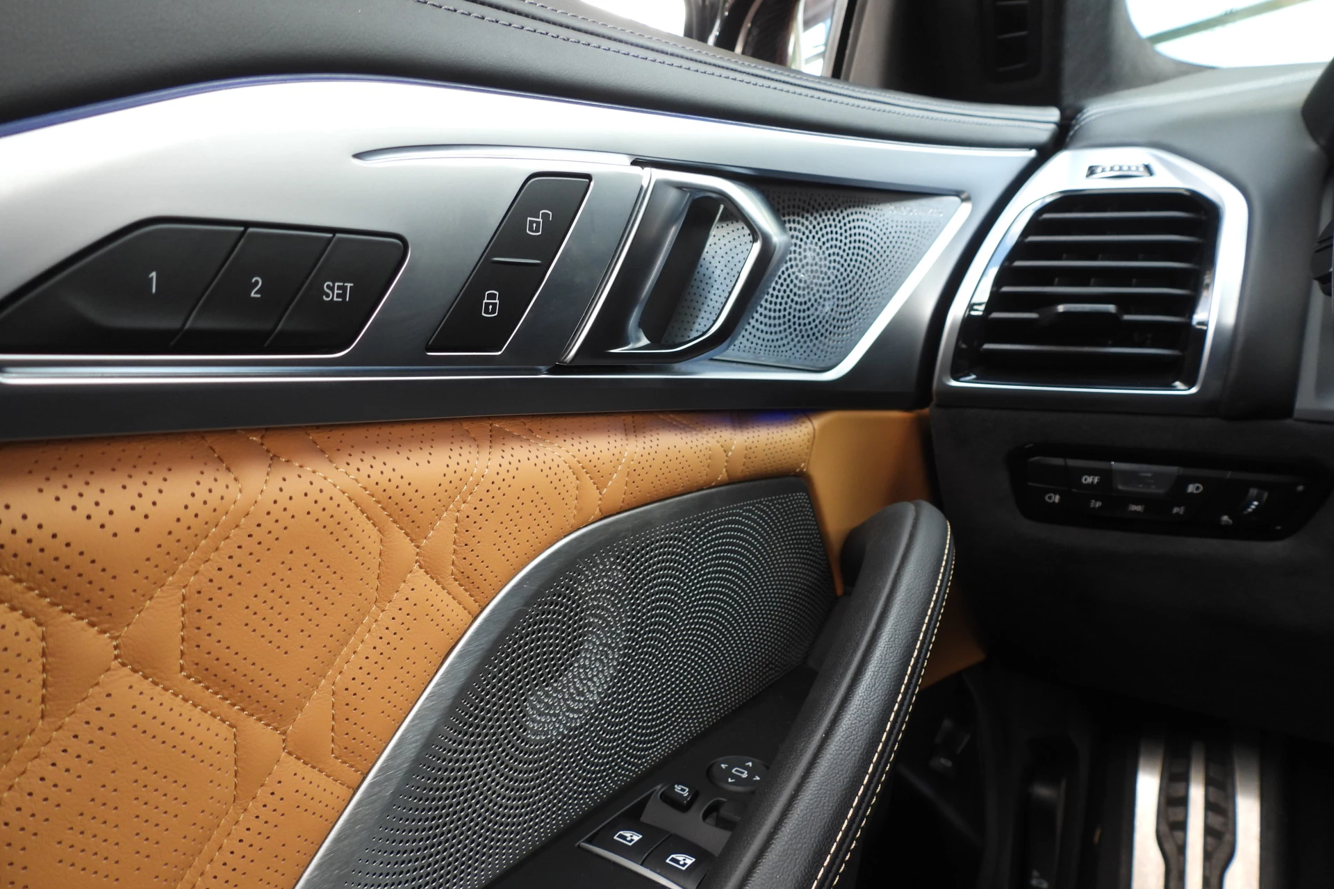Hoofdafbeelding BMW M8