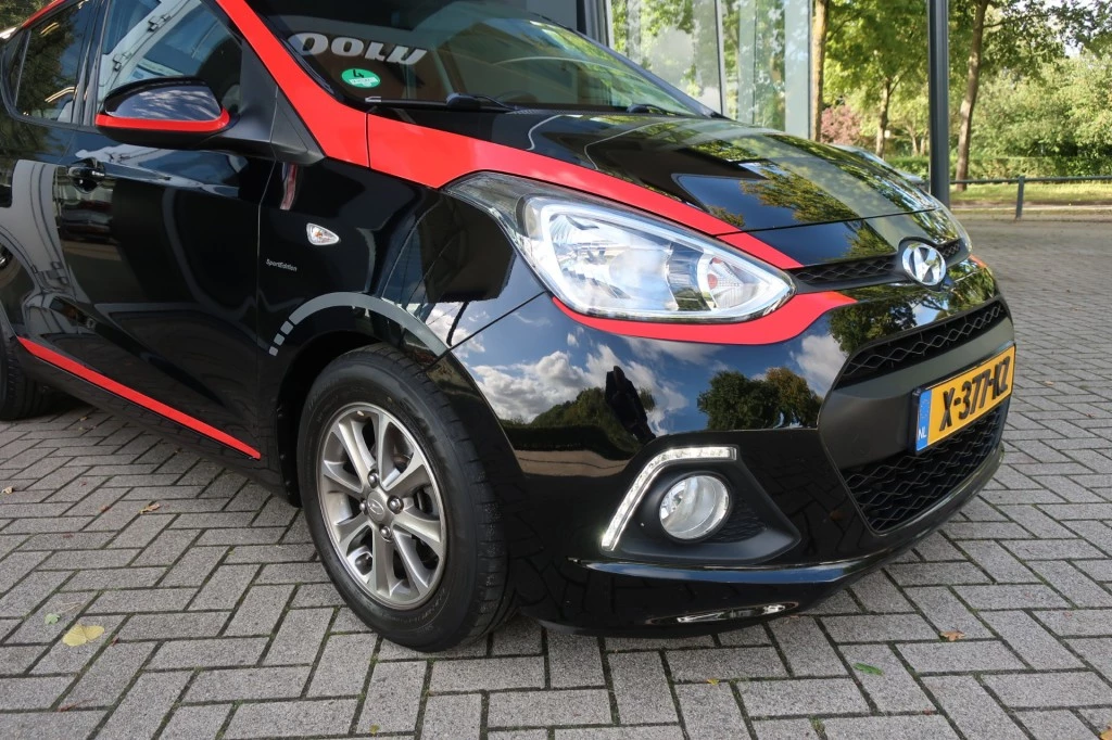 Hoofdafbeelding Hyundai i10