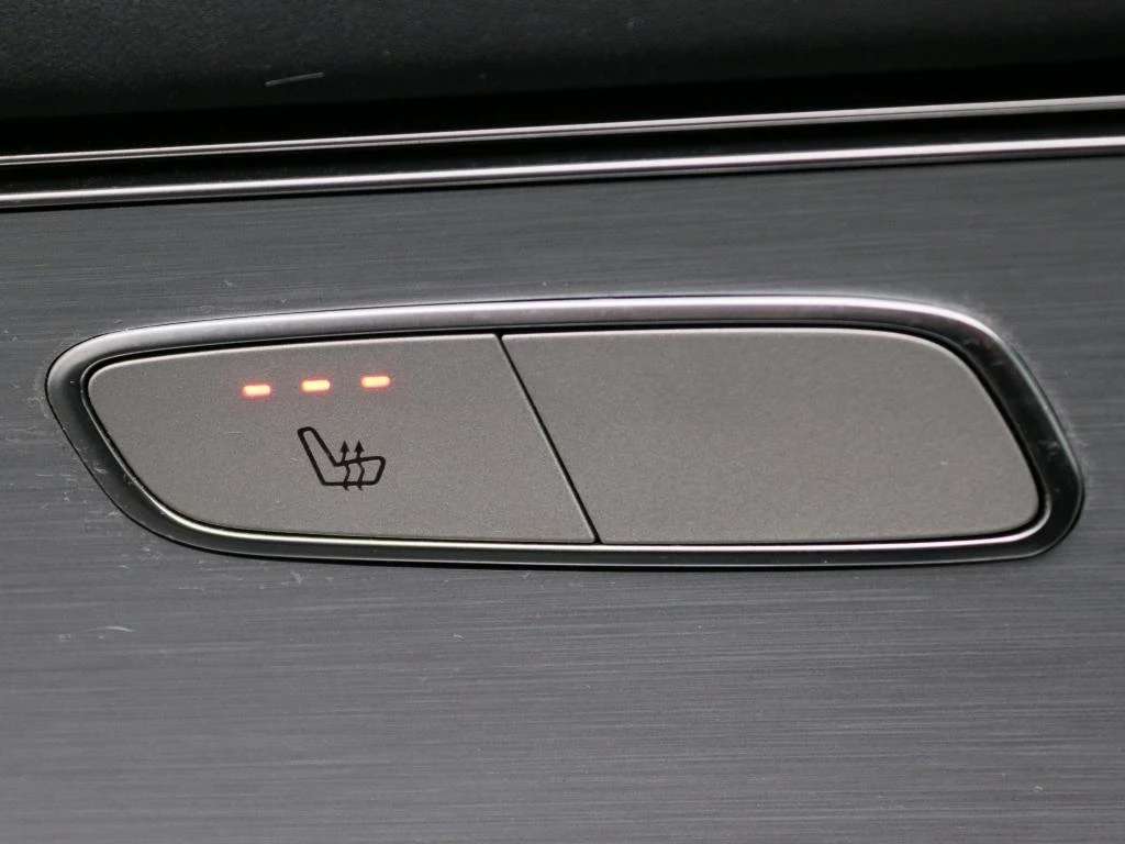 Hoofdafbeelding Mercedes-Benz EQC