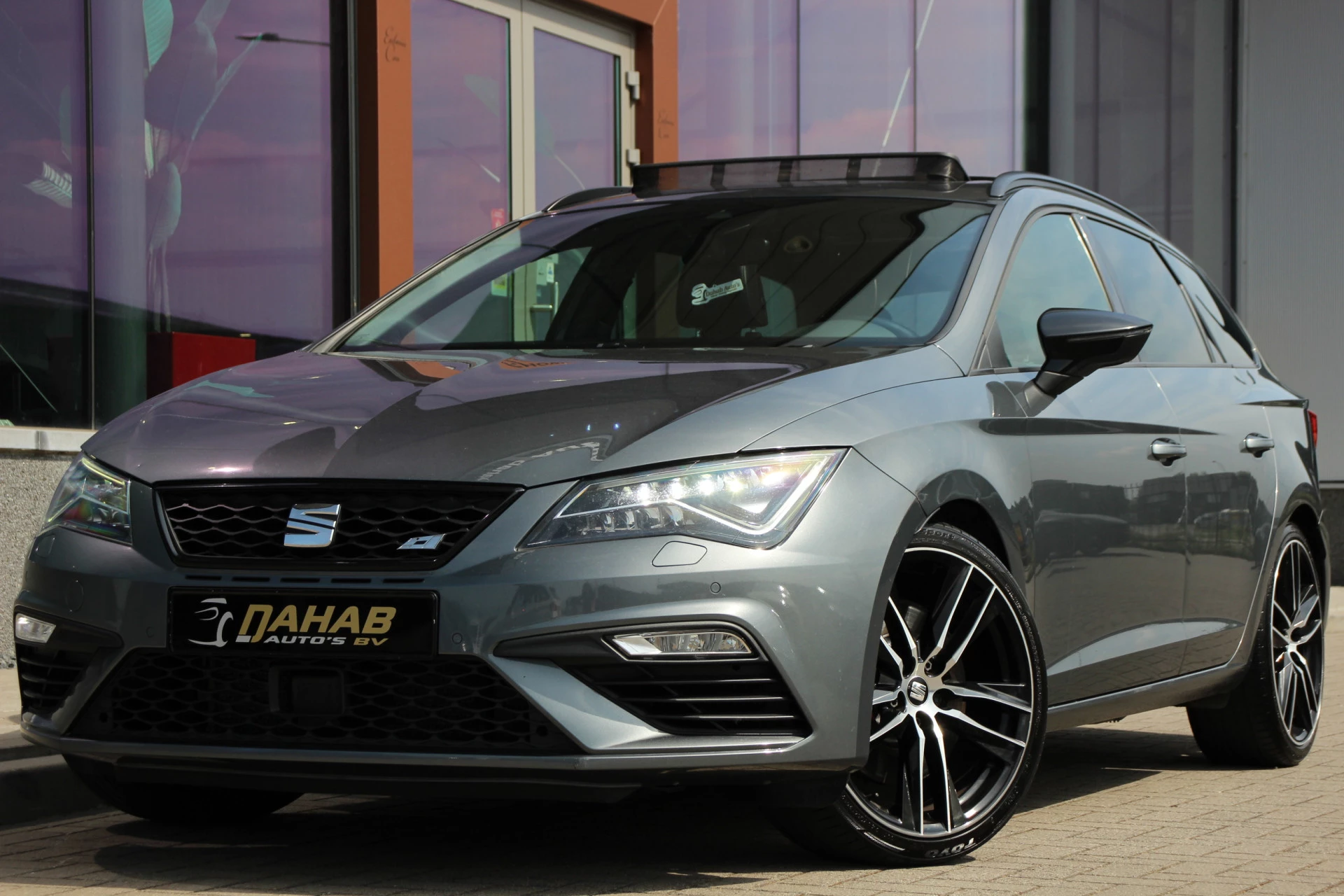 Hoofdafbeelding SEAT Leon