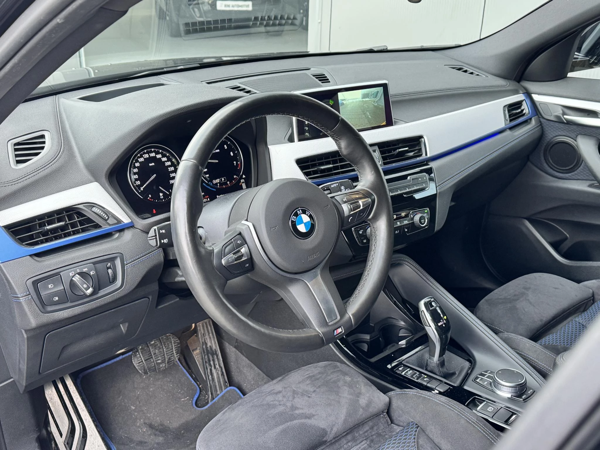 Hoofdafbeelding BMW X2