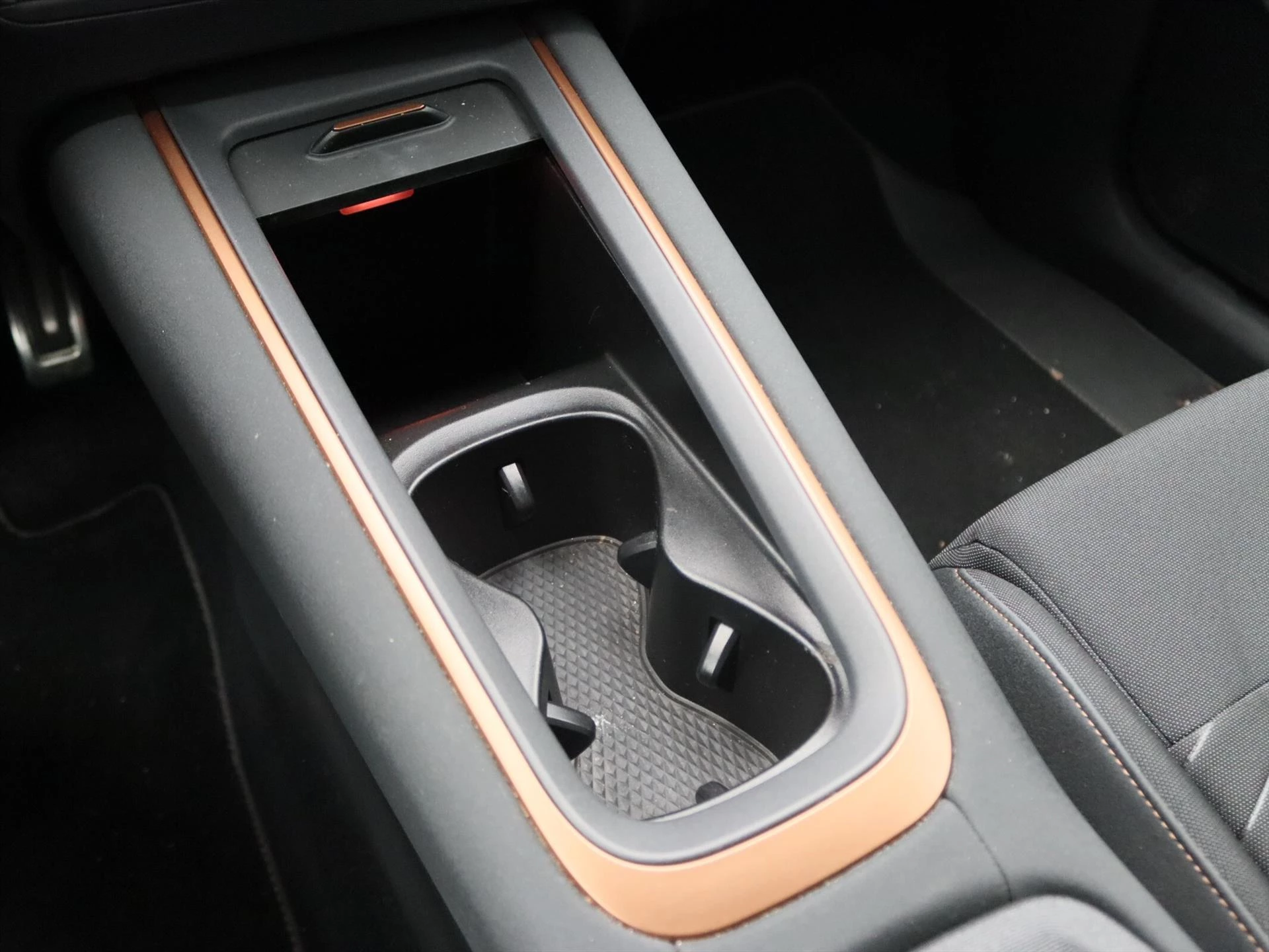 Hoofdafbeelding CUPRA Born