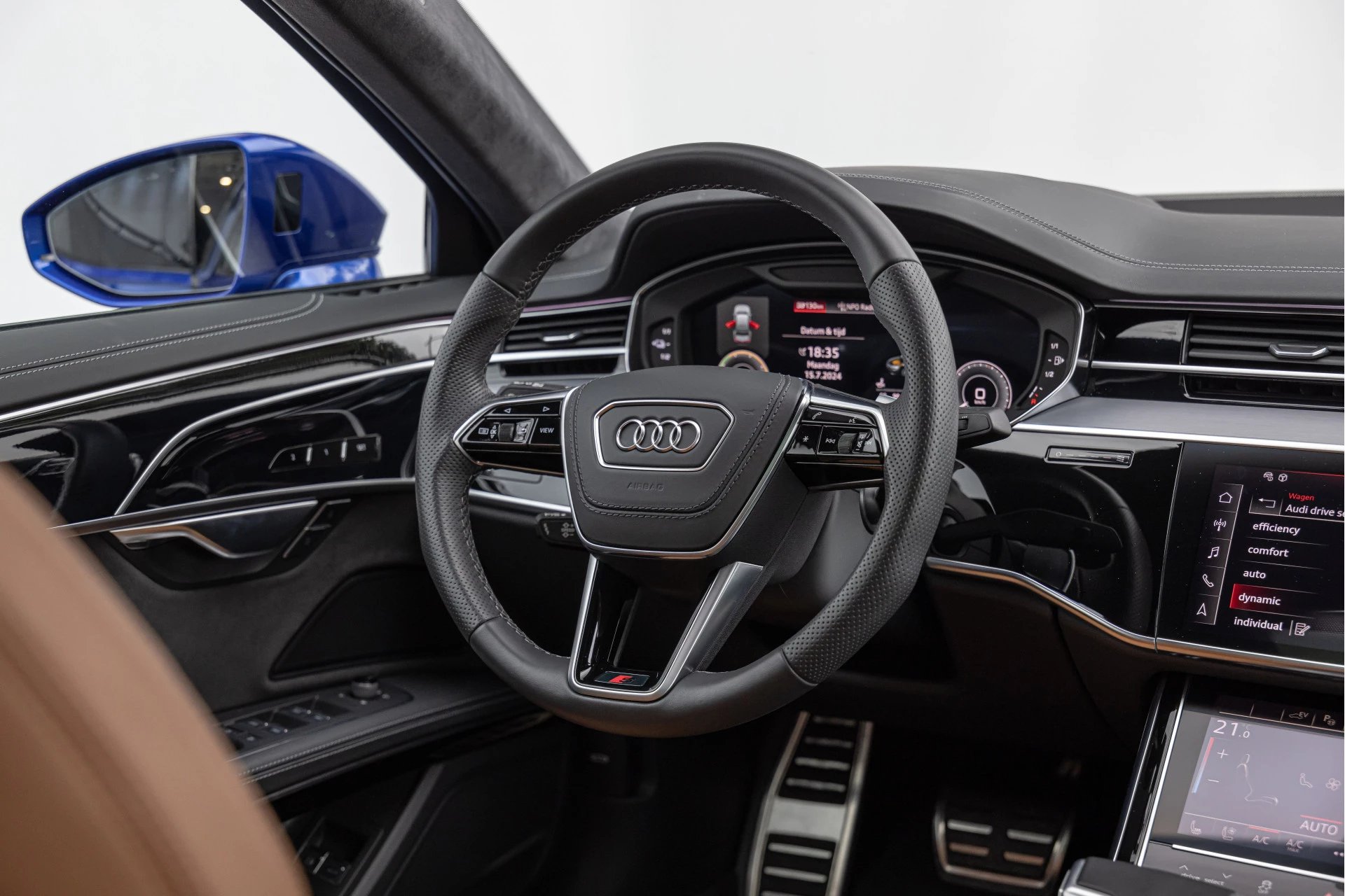 Hoofdafbeelding Audi A8