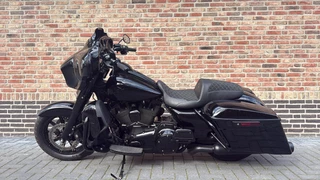 Harley Davidson 103 Street Glide Electra Streetglide Blackout CVO