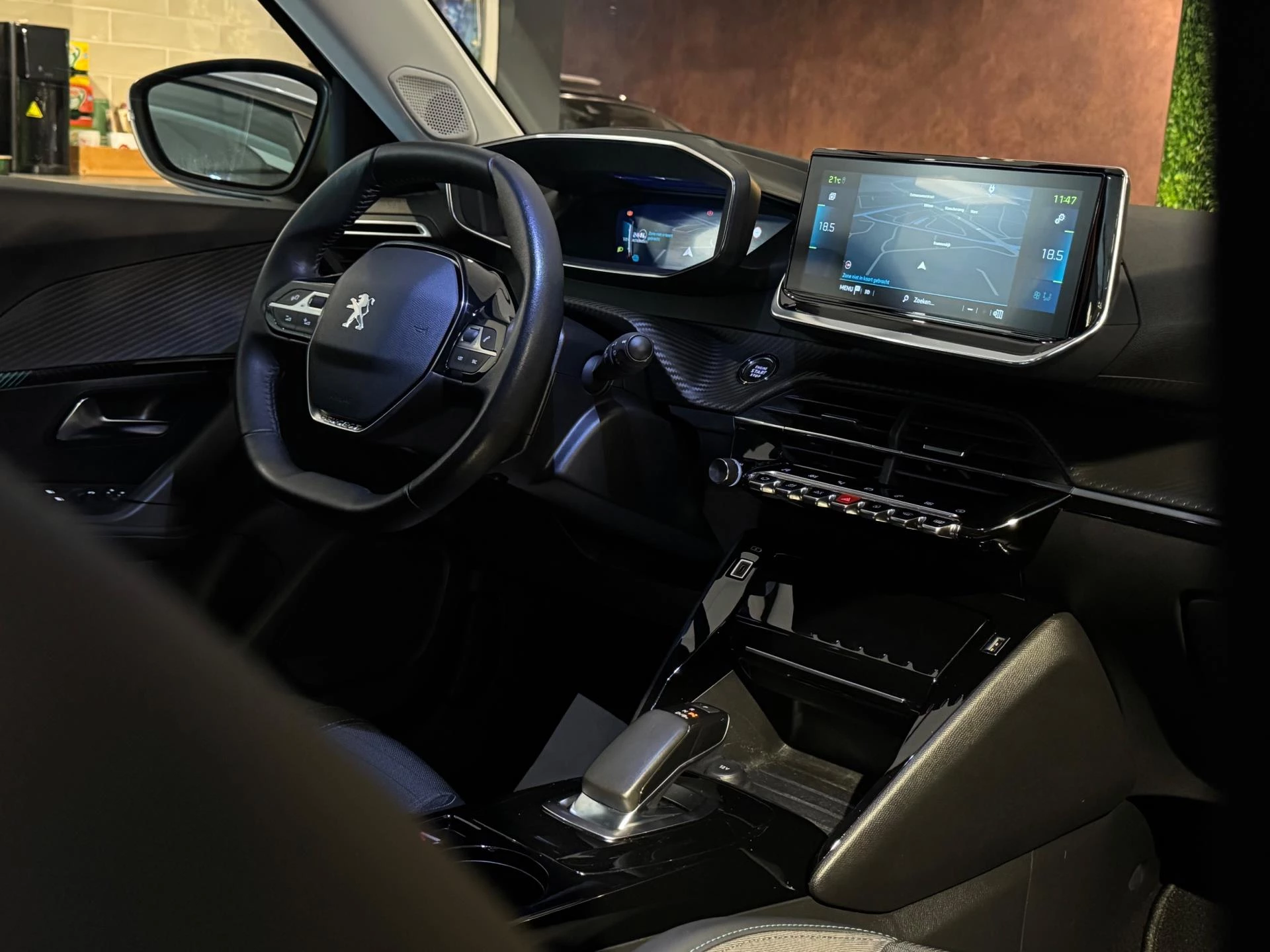Hoofdafbeelding Peugeot e-2008