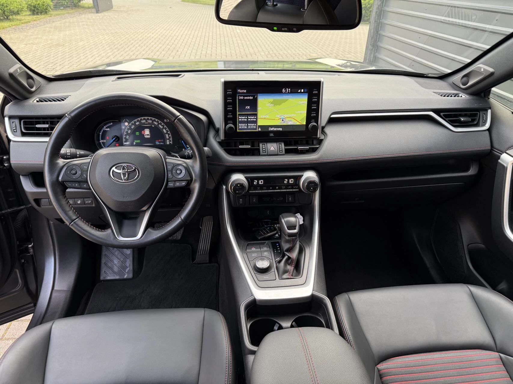 Hoofdafbeelding Toyota RAV4