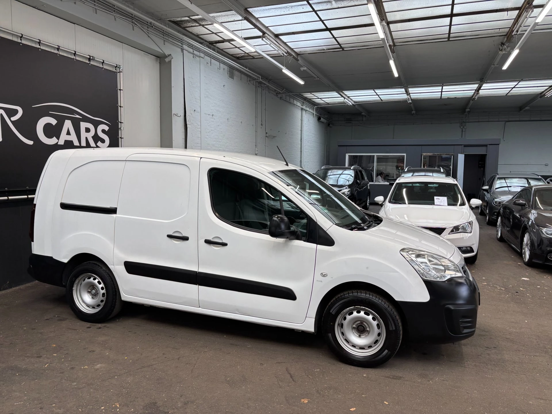 Hoofdafbeelding Peugeot Partner