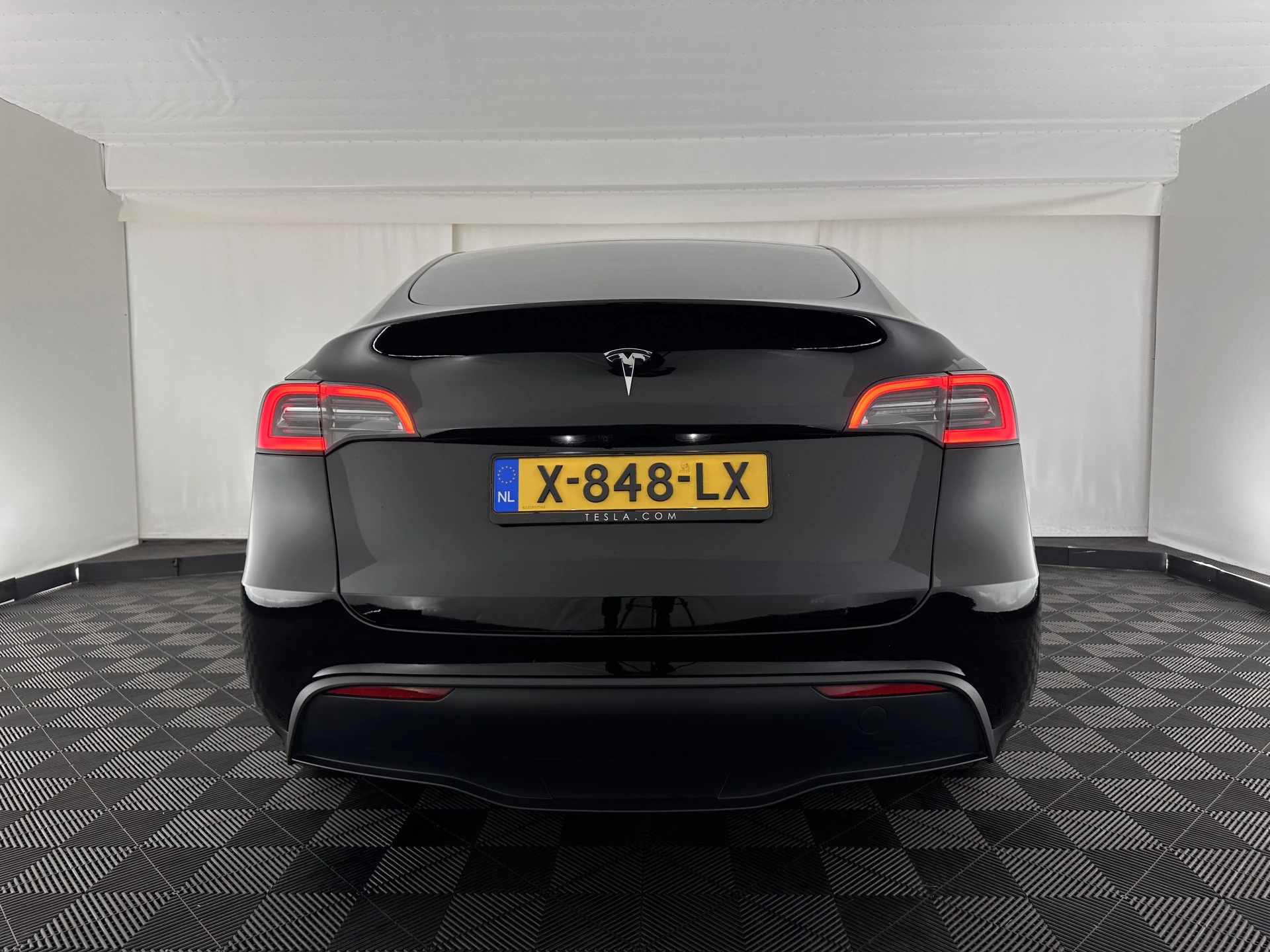 Hoofdafbeelding Tesla Model Y
