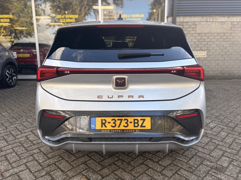 Hoofdafbeelding CUPRA Born