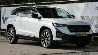 Hoofdafbeelding Renault Austral Renault Austral 1.2 200 HEV Full Hybrid Techno