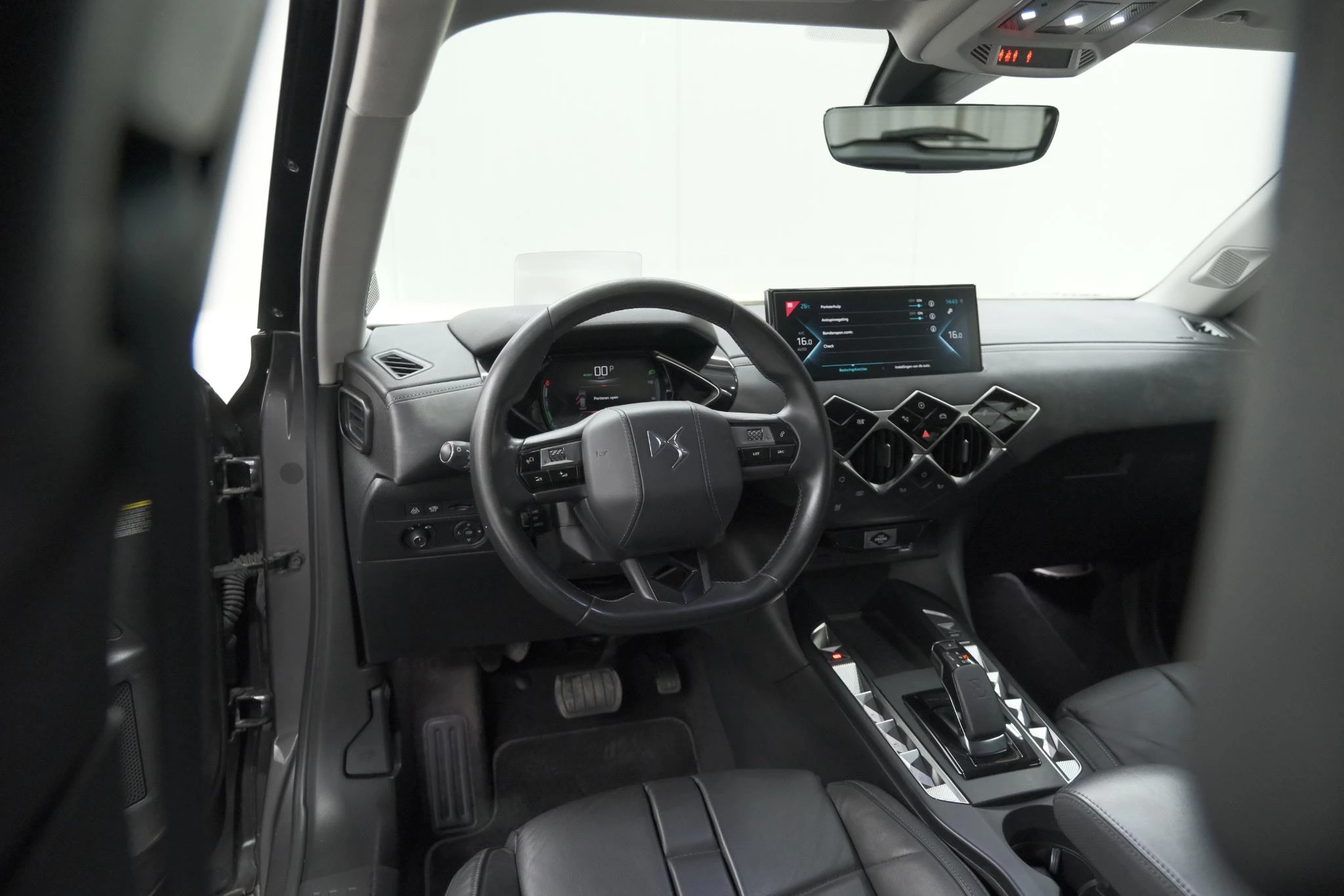 Hoofdafbeelding DS DS 3