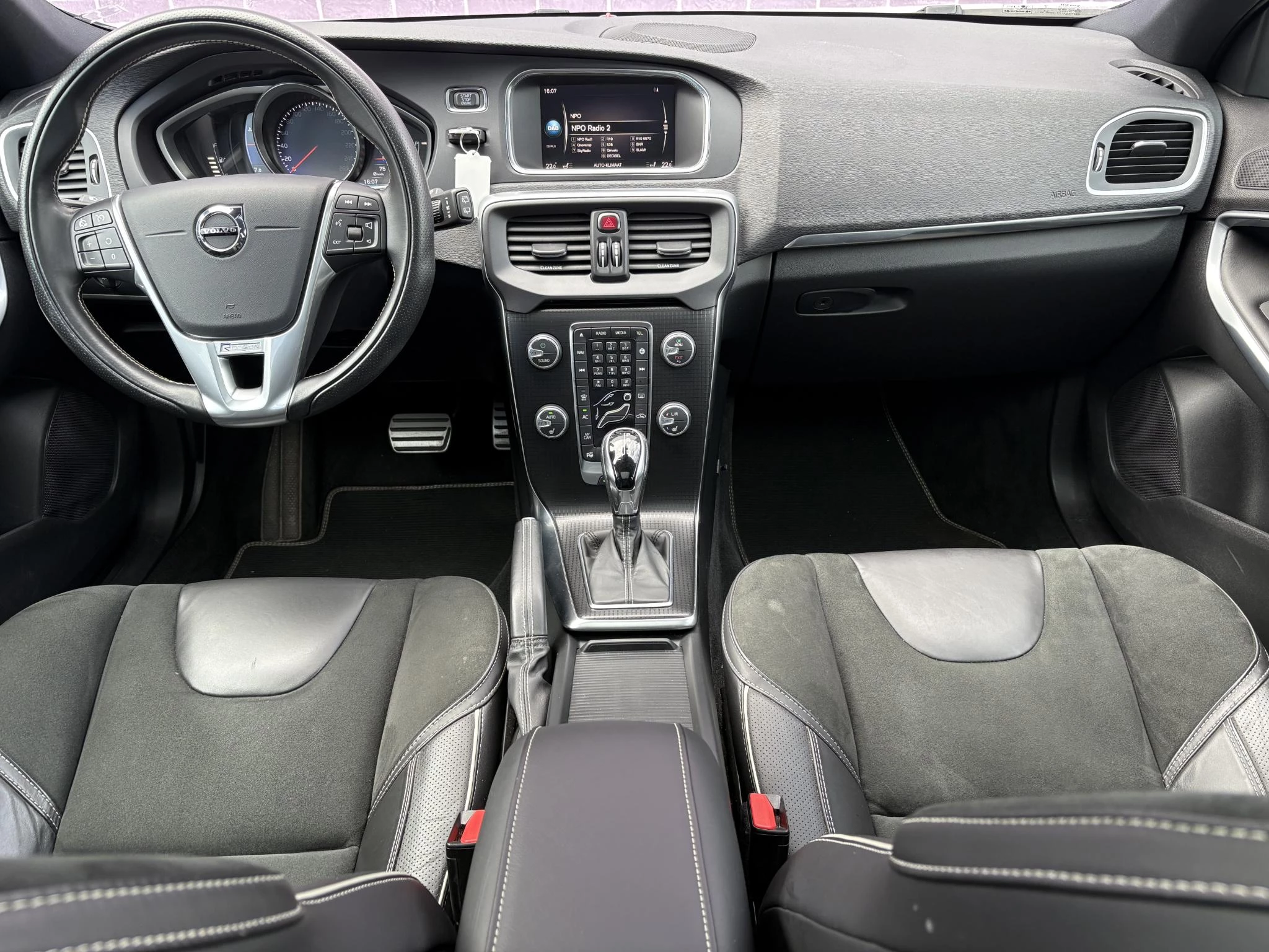 Hoofdafbeelding Volvo V40