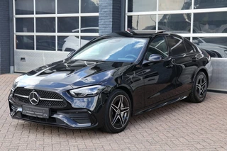 Hoofdafbeelding Mercedes-Benz C-Klasse Mercedes-Benz C-Klasse C 300 E AMG-line panoramadak