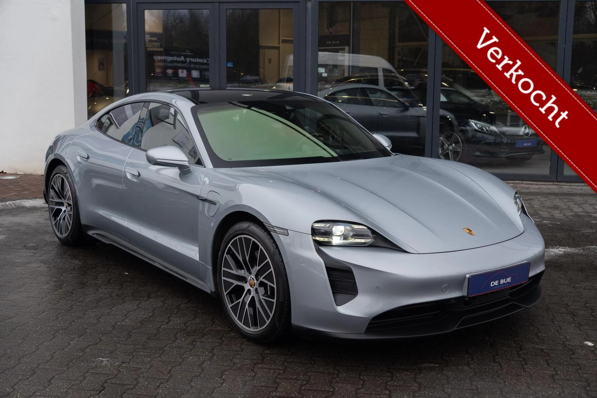 Hoofdafbeelding Porsche Taycan