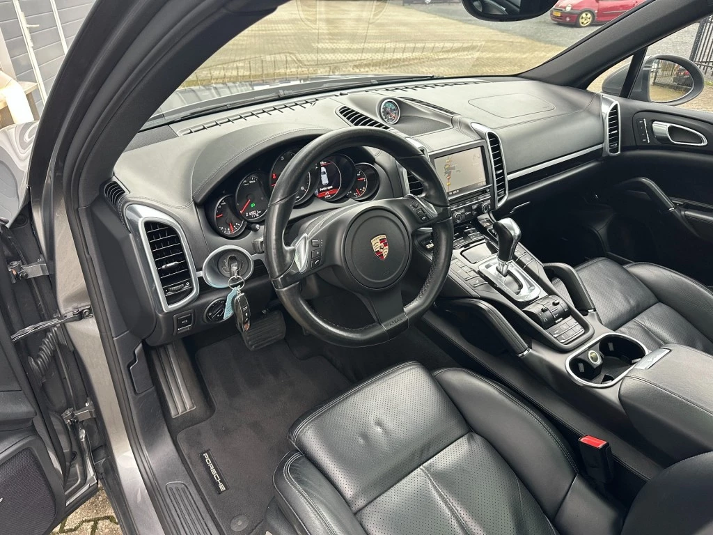 Hoofdafbeelding Porsche Cayenne
