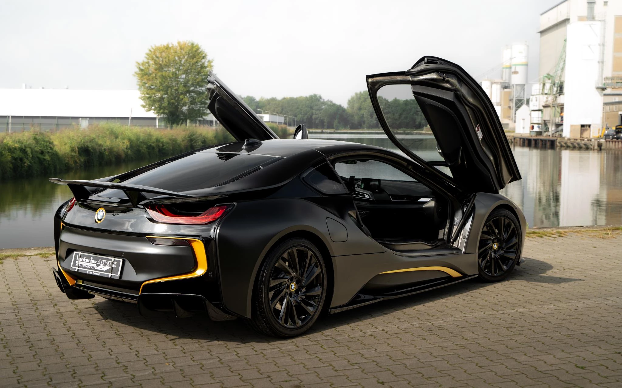 Hoofdafbeelding BMW i8