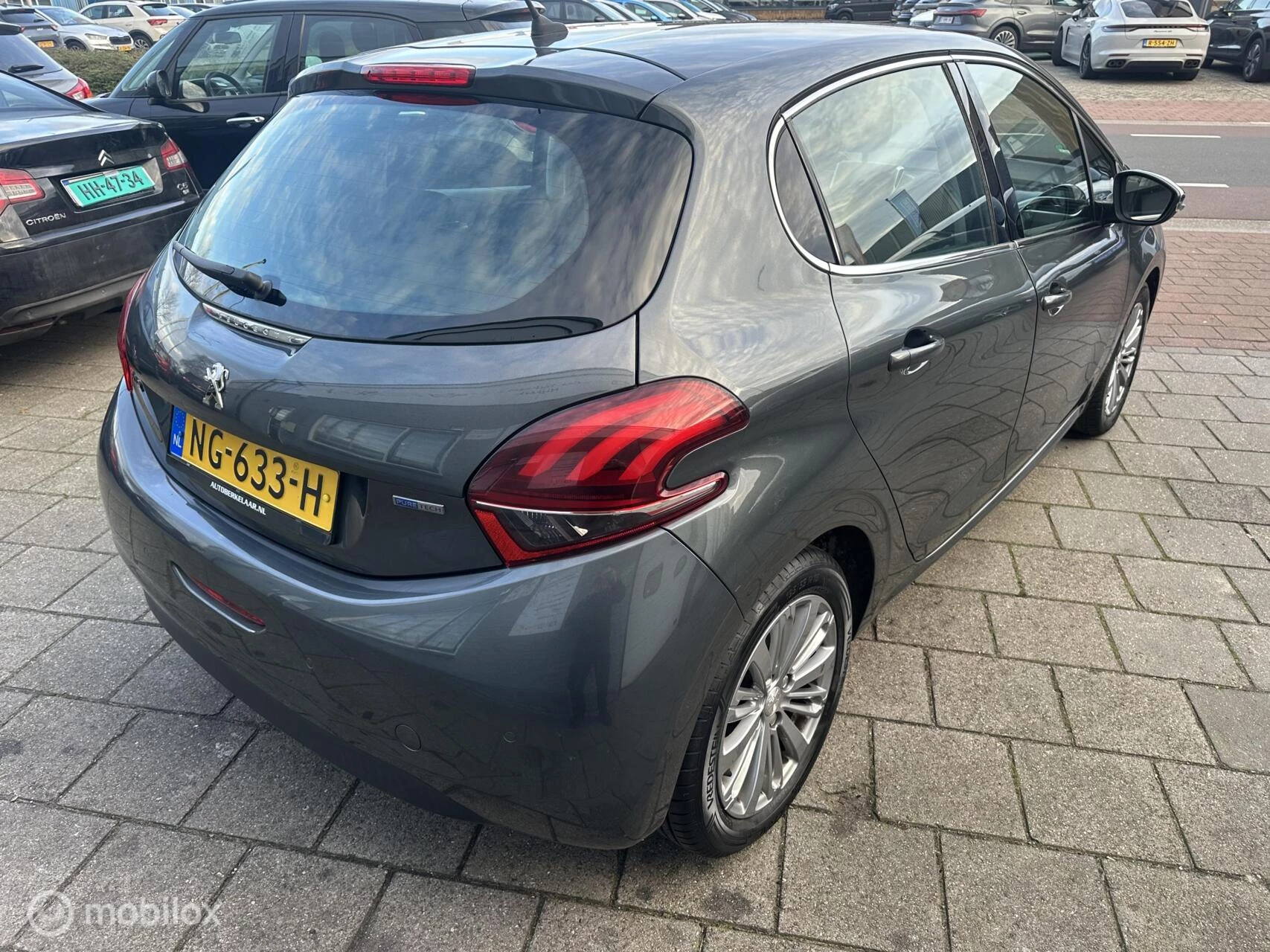 Hoofdafbeelding Peugeot 208