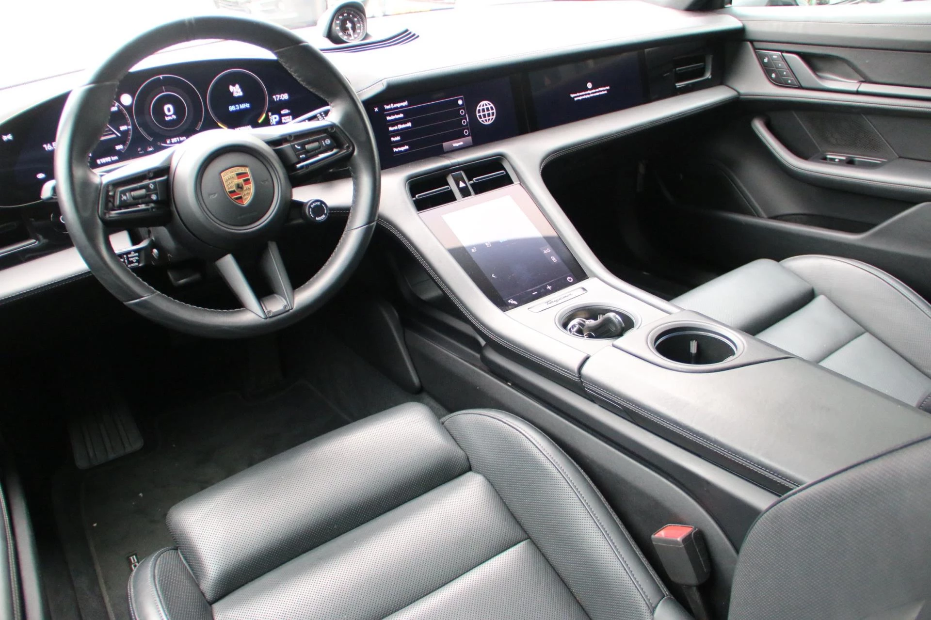 Hoofdafbeelding Porsche Taycan