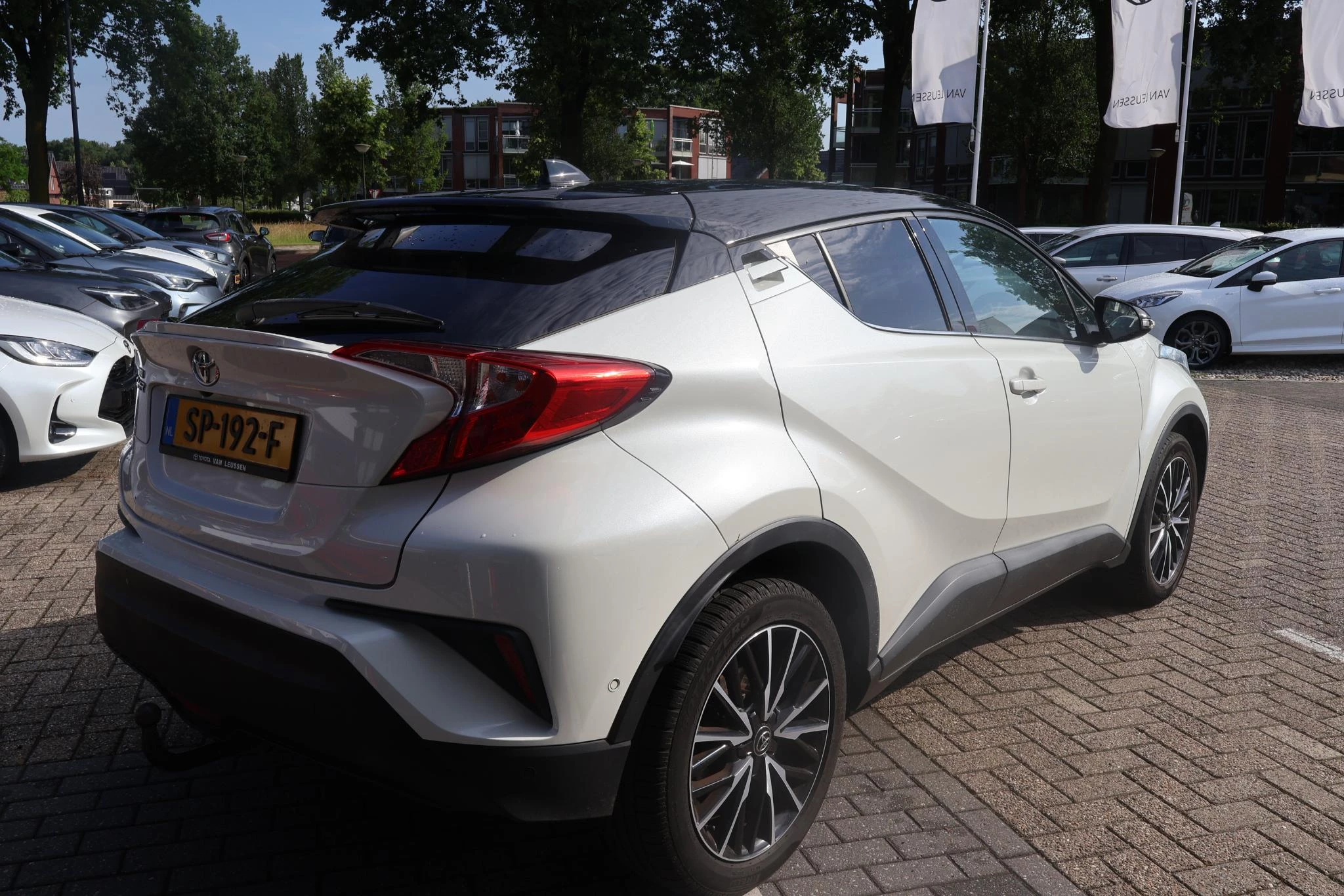 Hoofdafbeelding Toyota C-HR