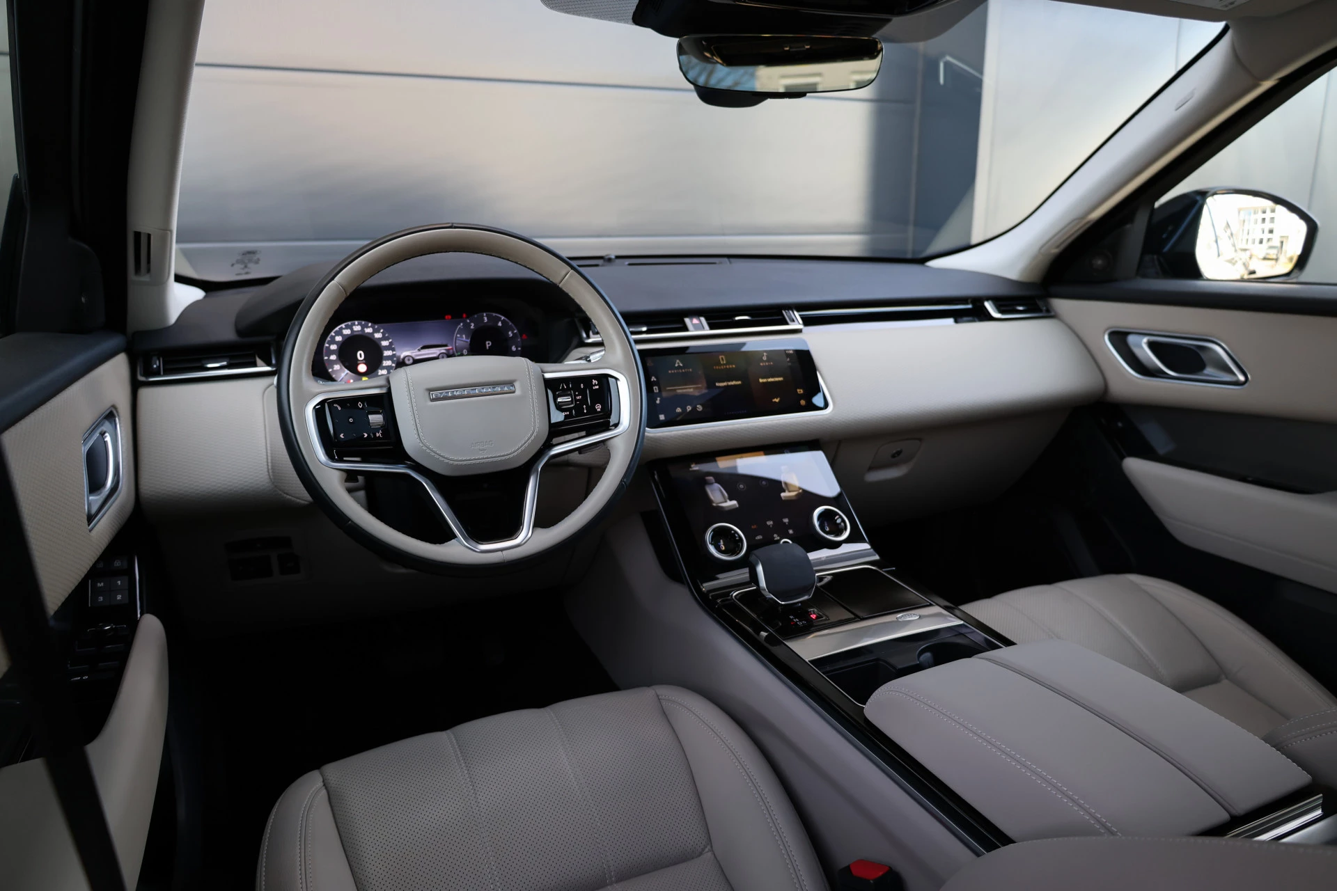 Hoofdafbeelding Land Rover Range Rover Velar