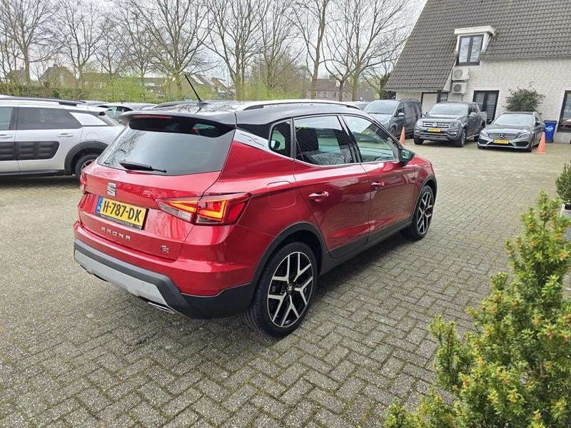 Hoofdafbeelding SEAT Arona