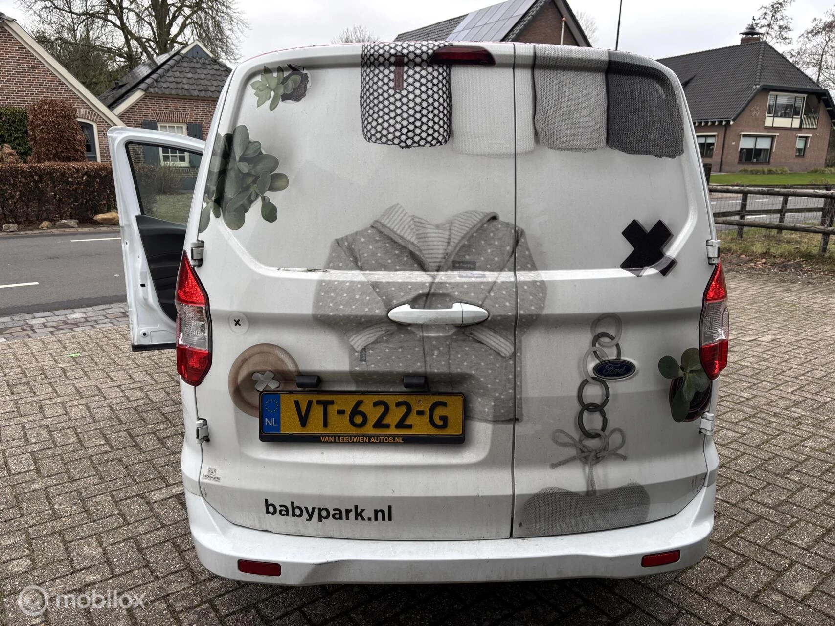 Hoofdafbeelding Ford Transit Courier