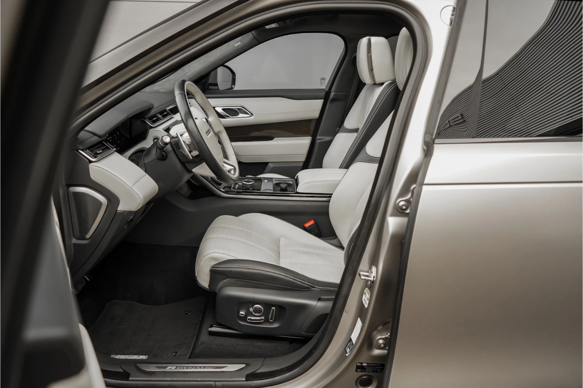 Hoofdafbeelding Land Rover Range Rover Velar