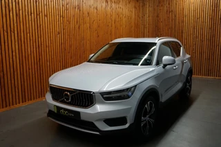 Hoofdafbeelding Volvo XC40 Volvo XC40 1.5 T5 TWIN ENGINE INSCRIPTION AUTOMAAT
