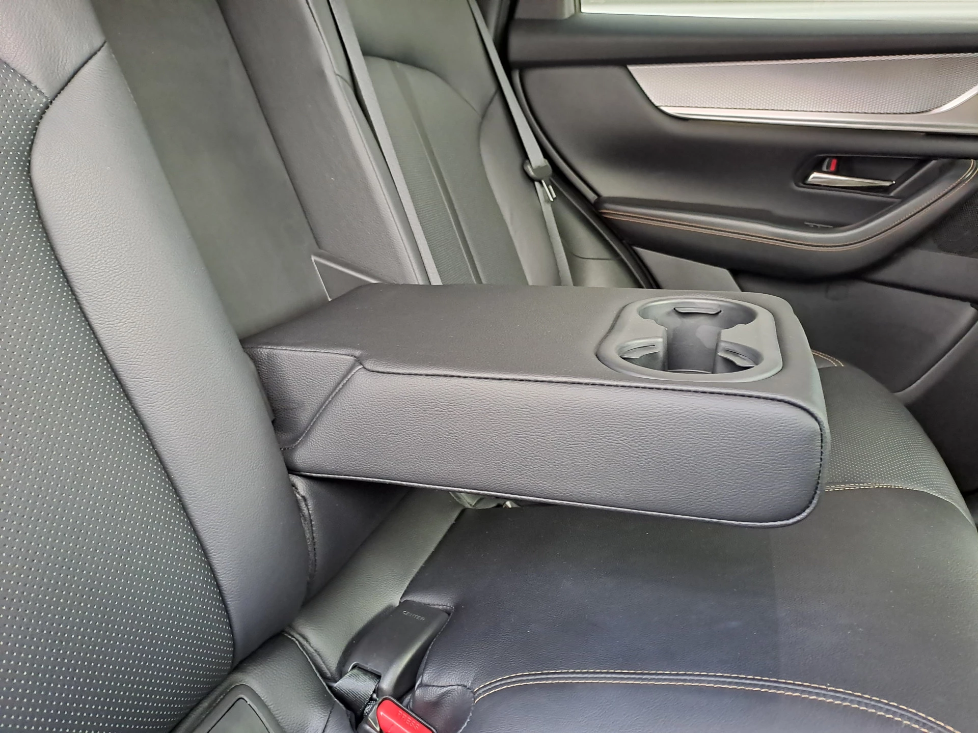 Hoofdafbeelding Mazda CX-60