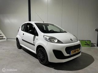 Peugeot 107 1.0 Access Accent 64 Edition, APK 09/26
