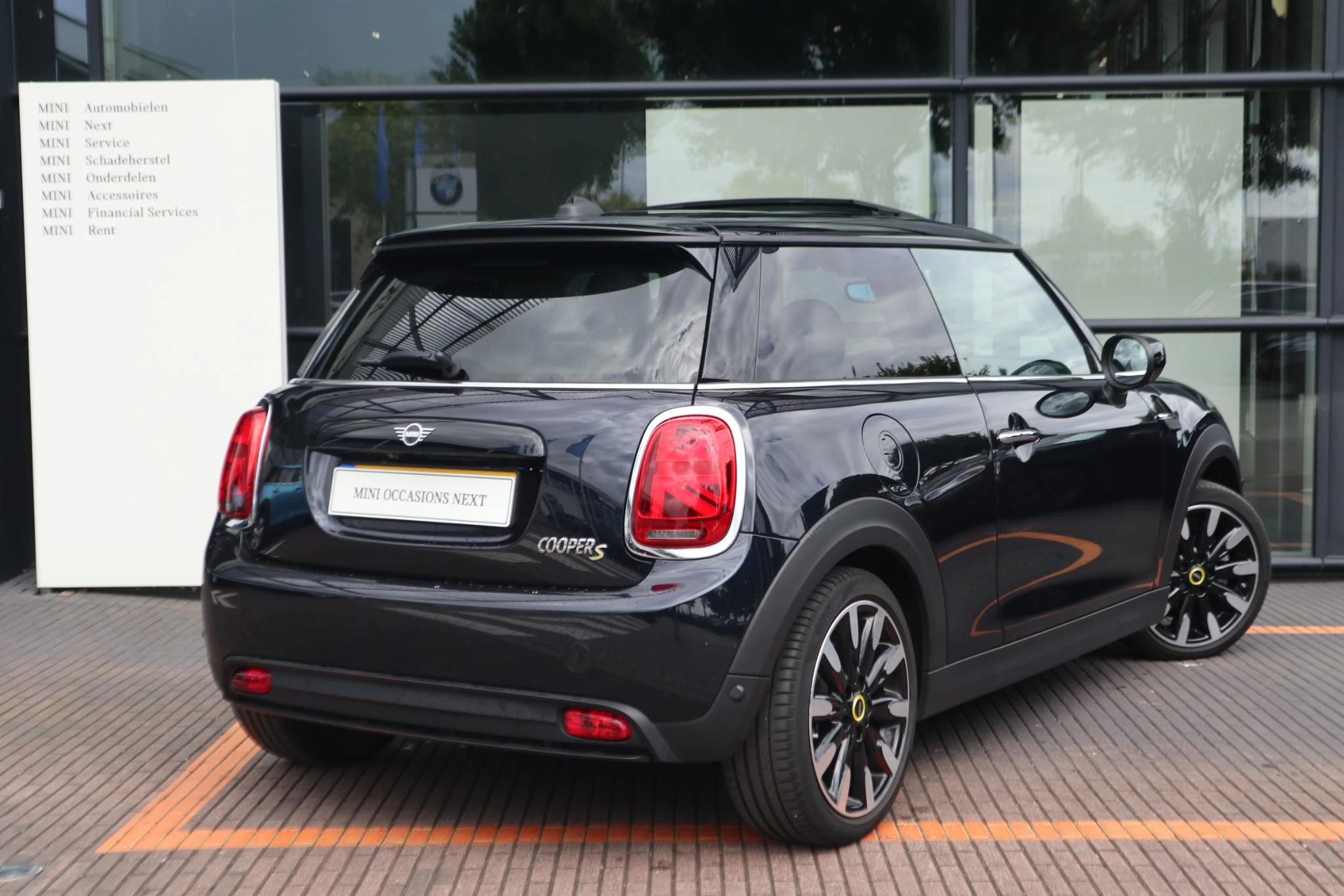 Hoofdafbeelding MINI Electric