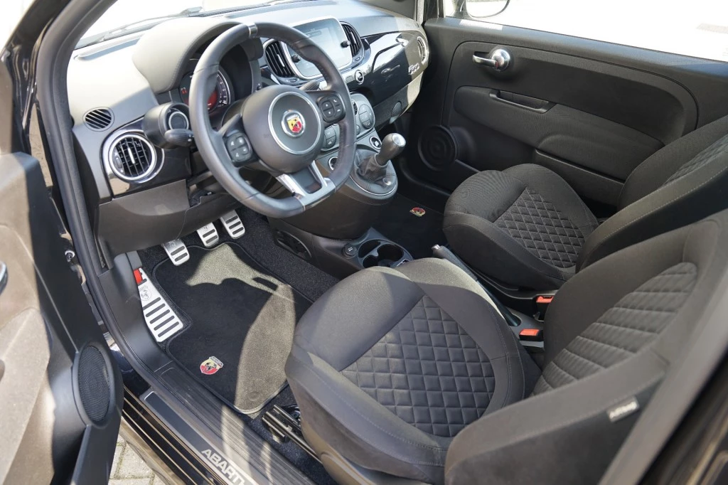 Hoofdafbeelding Abarth 595