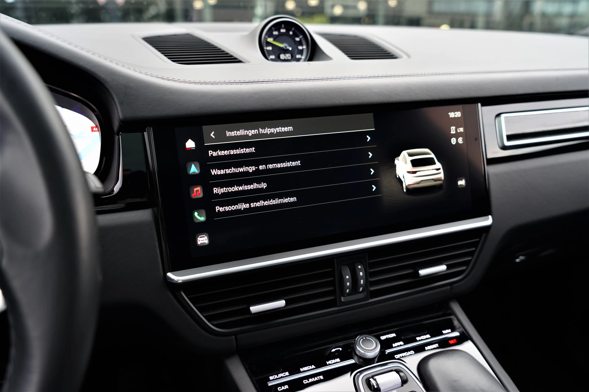 Hoofdafbeelding Porsche Cayenne
