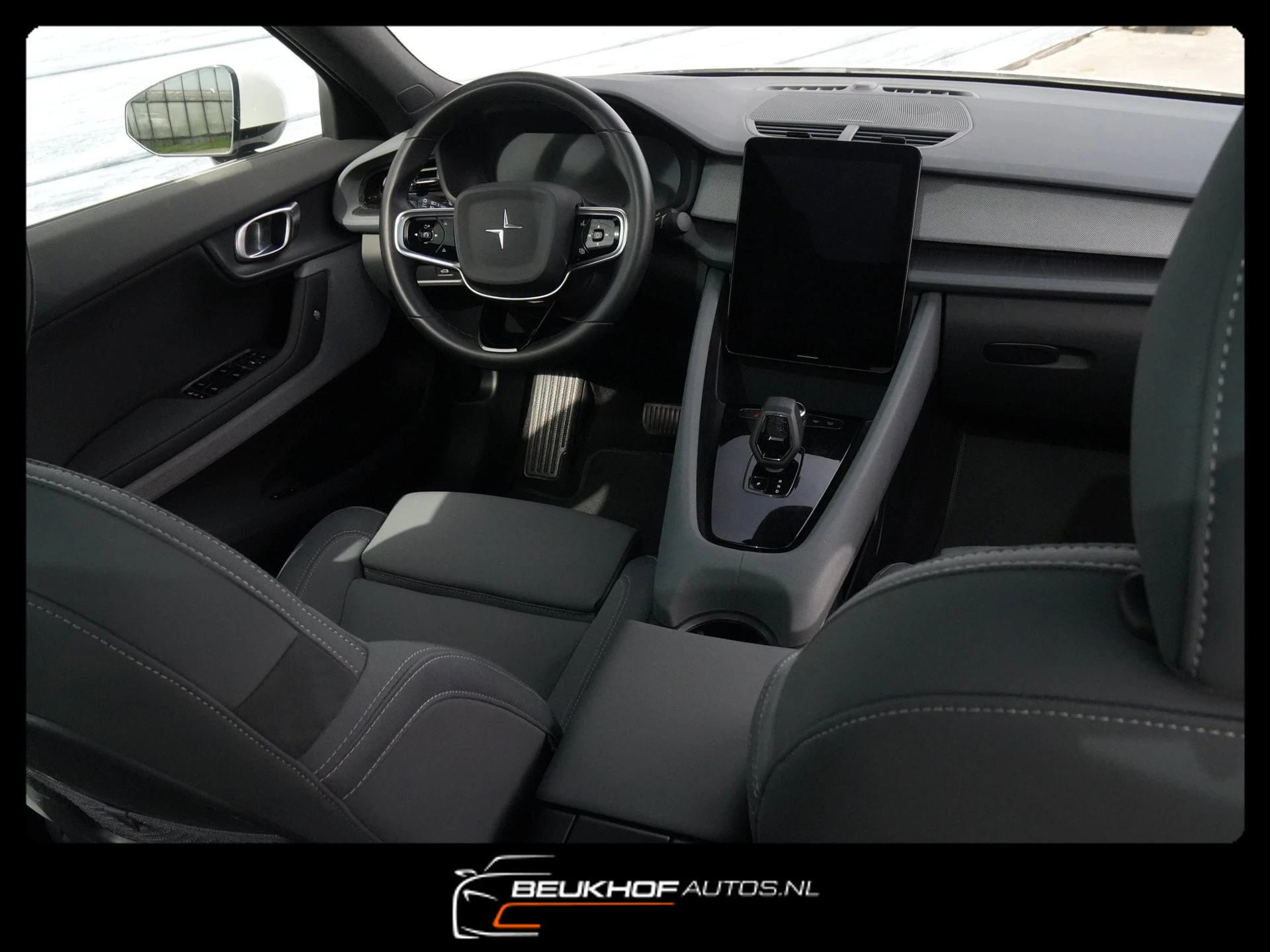 Hoofdafbeelding Polestar 2