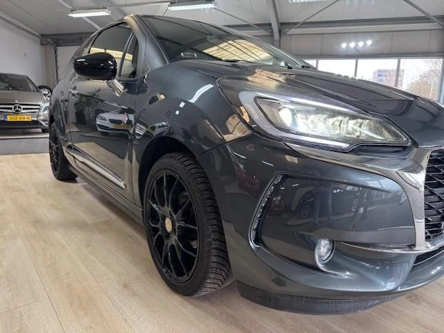 Hoofdafbeelding DS DS 3