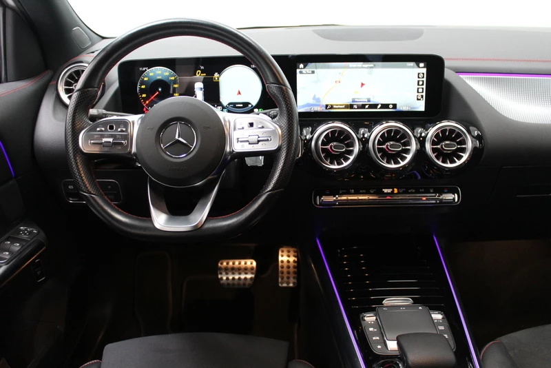 Hoofdafbeelding Mercedes-Benz EQA