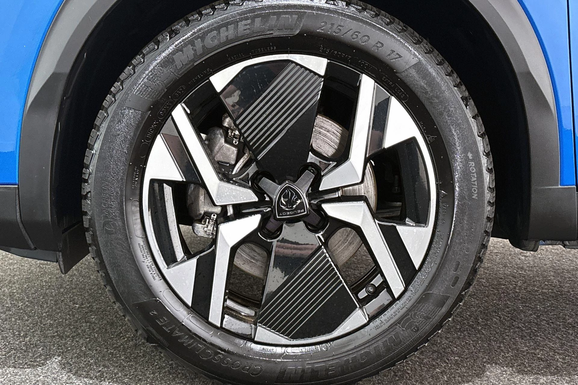 Hoofdafbeelding Peugeot e-2008