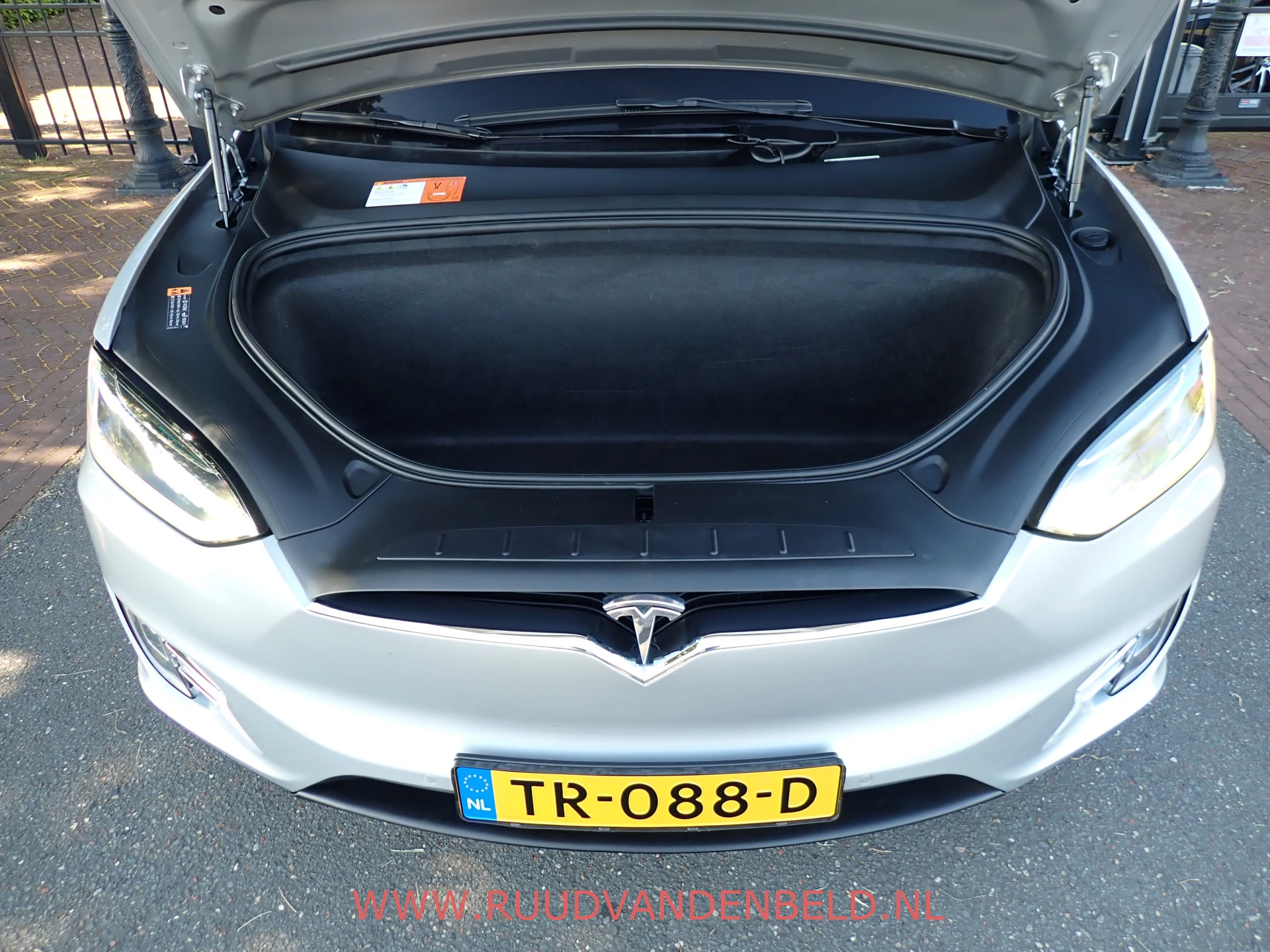 Hoofdafbeelding Tesla Model X