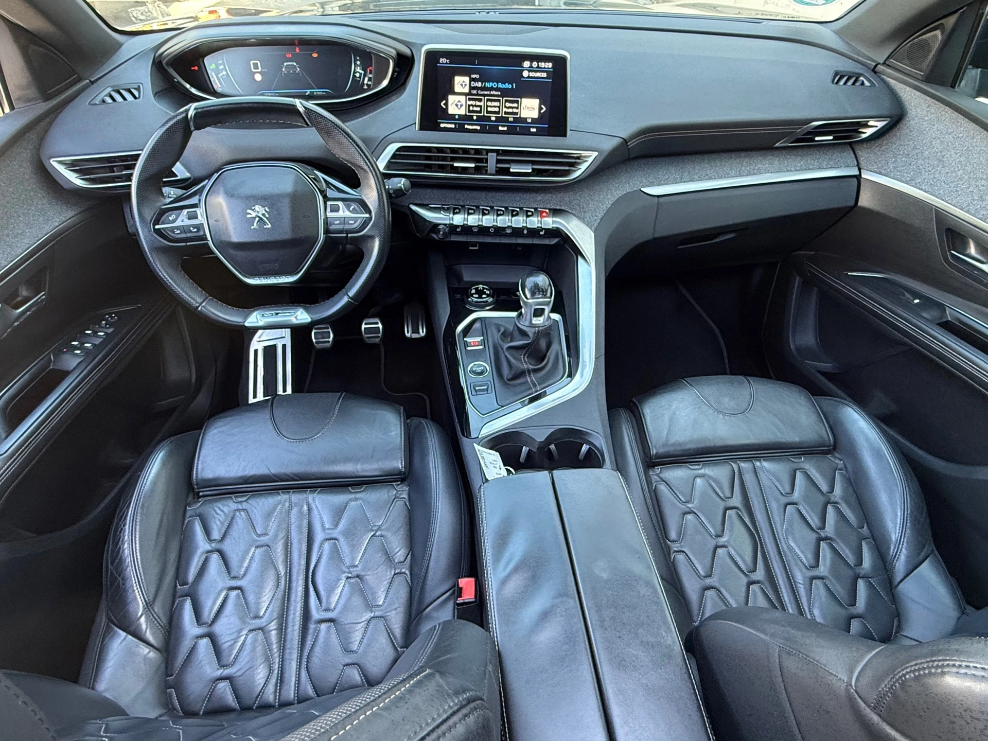 Hoofdafbeelding Peugeot 5008