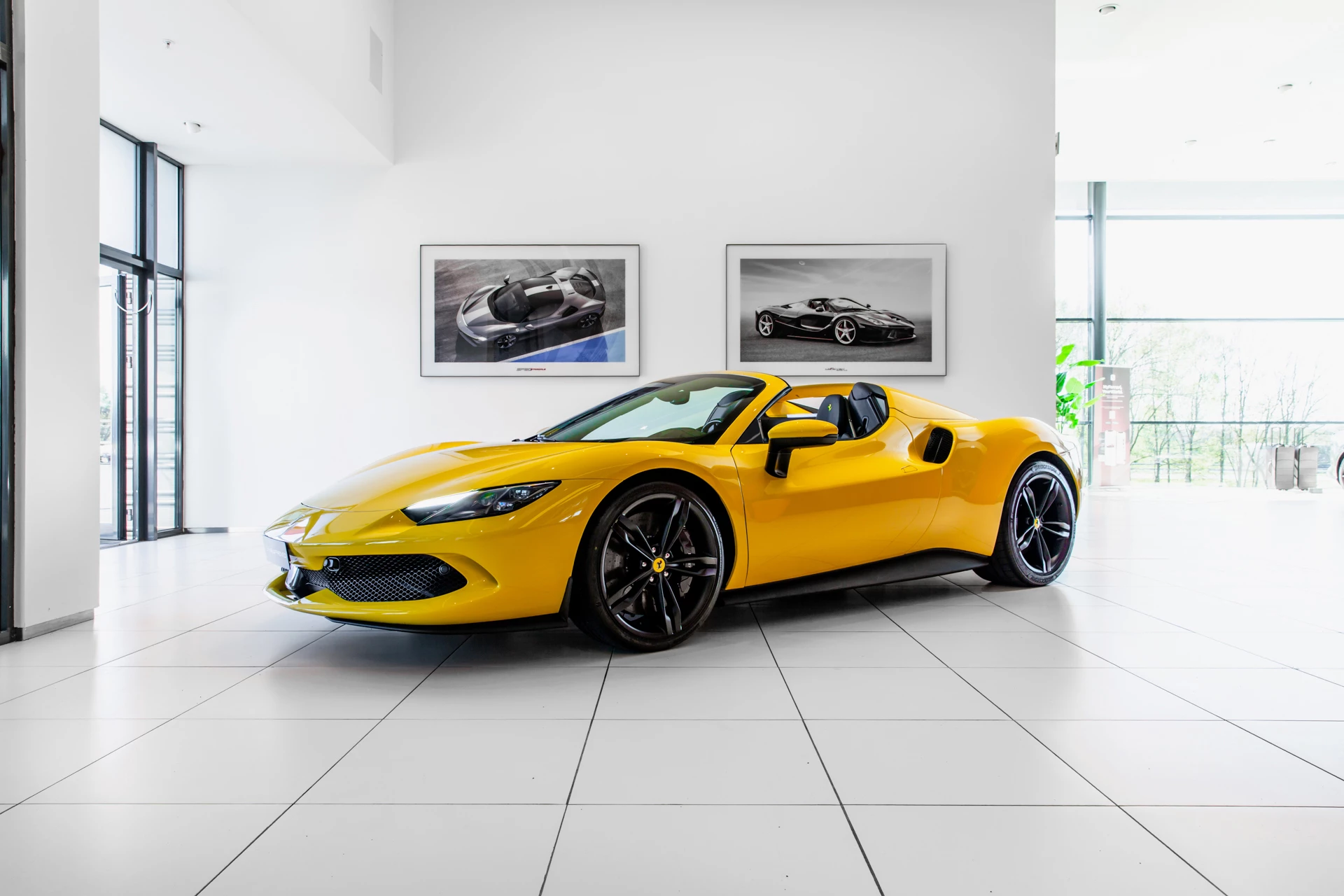 Hoofdafbeelding Ferrari 296