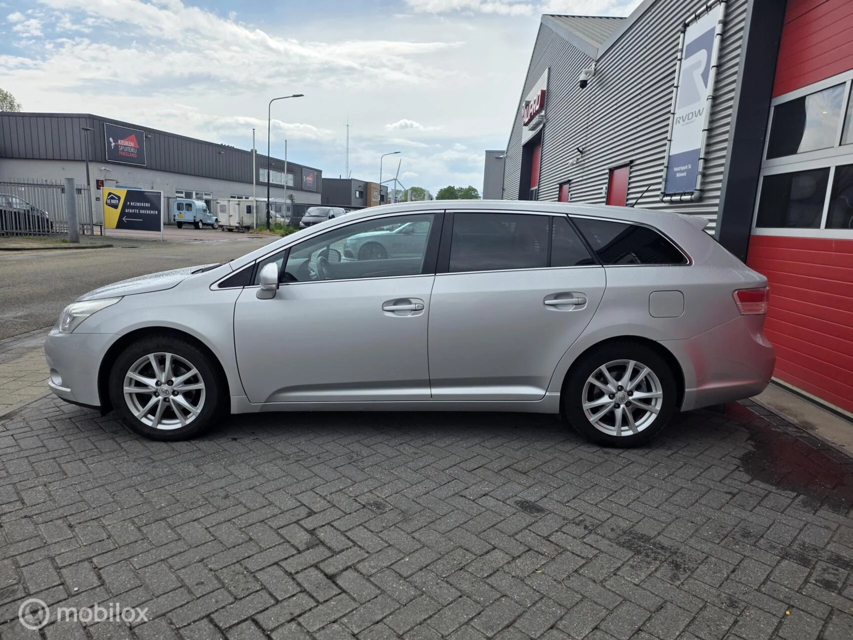 Hoofdafbeelding Toyota Avensis