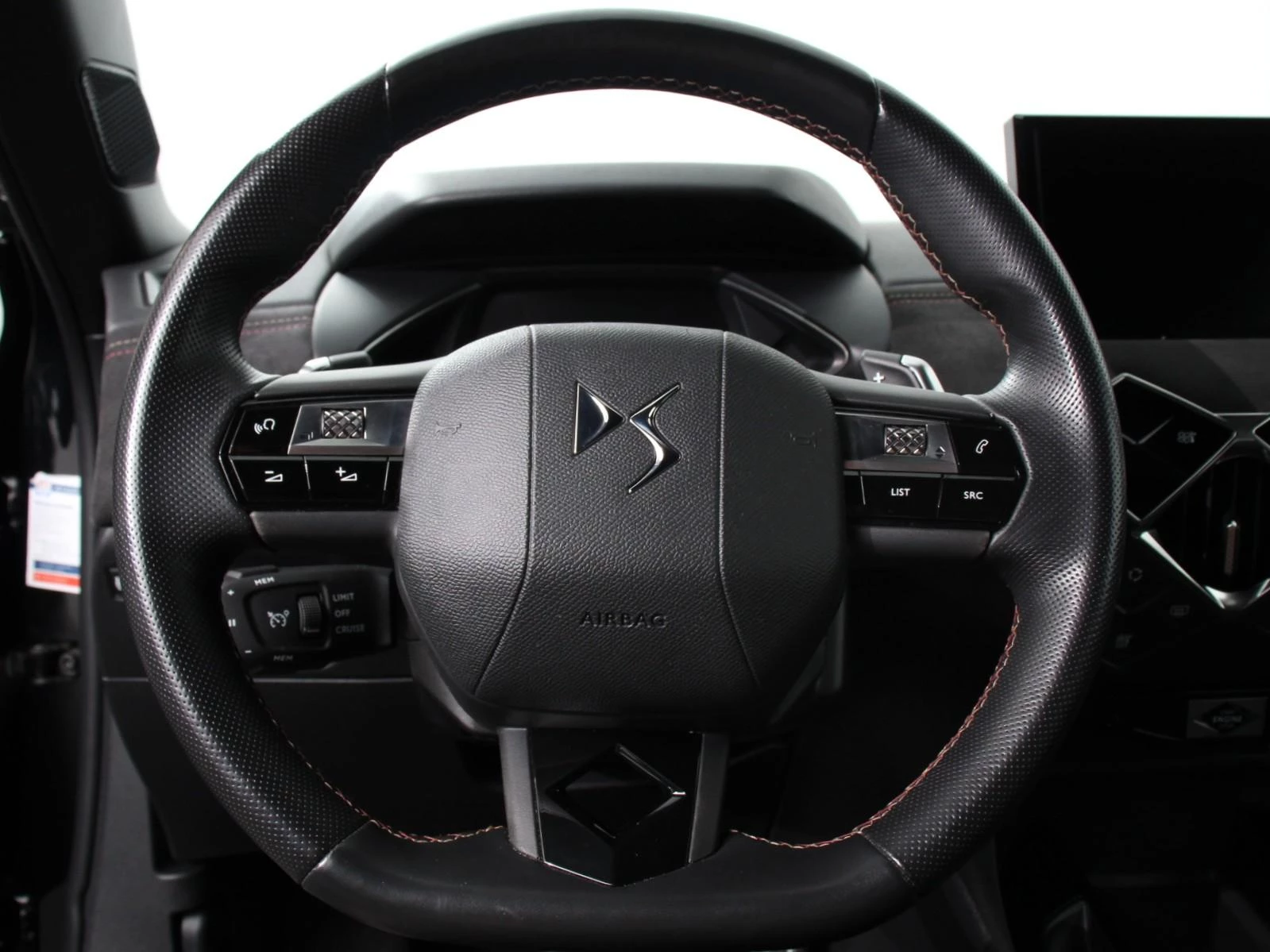 Hoofdafbeelding DS DS 3