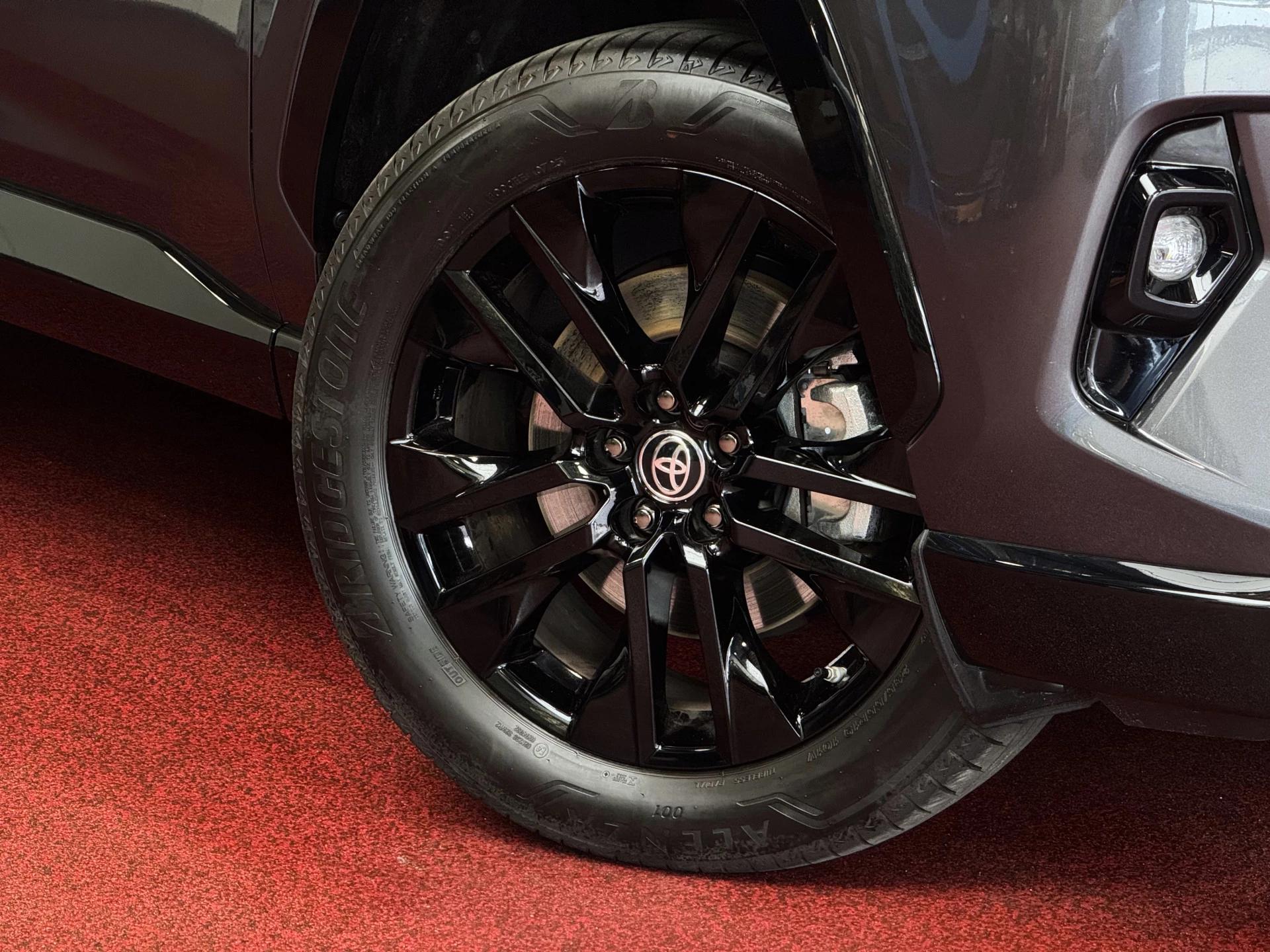 Hoofdafbeelding Toyota RAV4