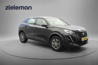 Peugeot 2008 1.2 PureTech Active Automaat - Carplay, Cruise