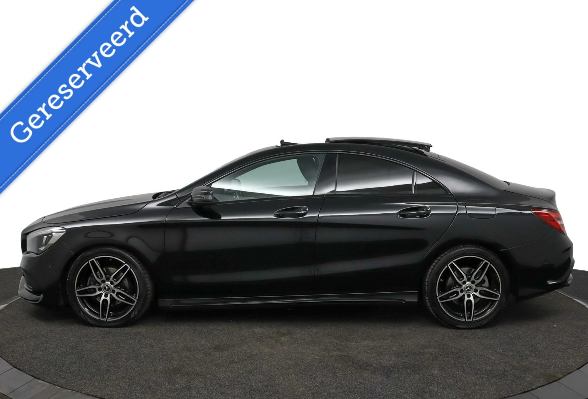 Hoofdafbeelding Mercedes-Benz CLA