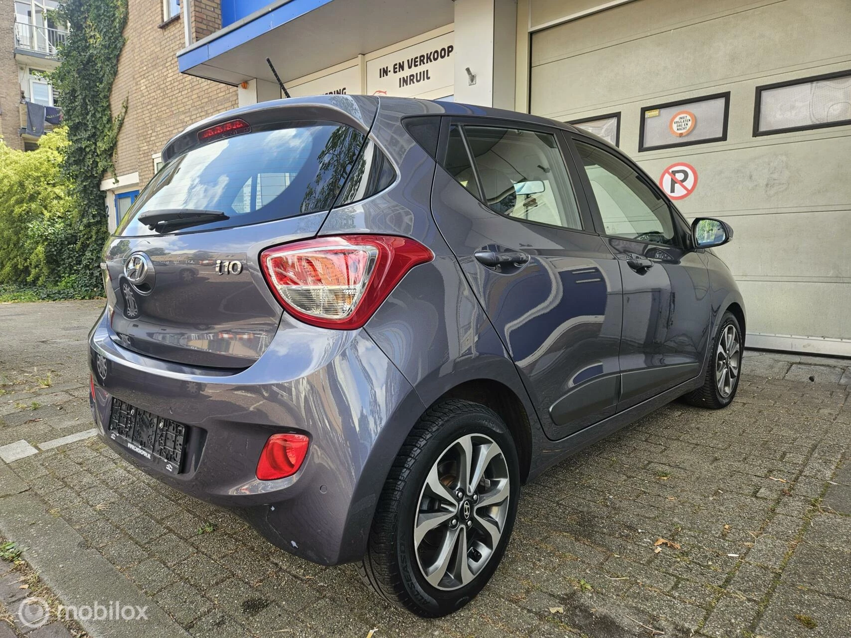 Hoofdafbeelding Hyundai i10