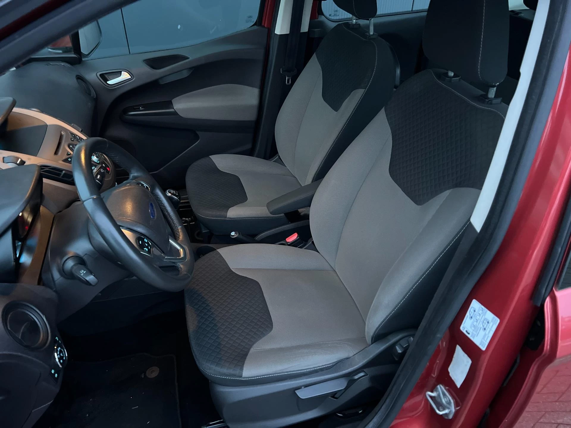 Hoofdafbeelding Ford Tourneo Courier