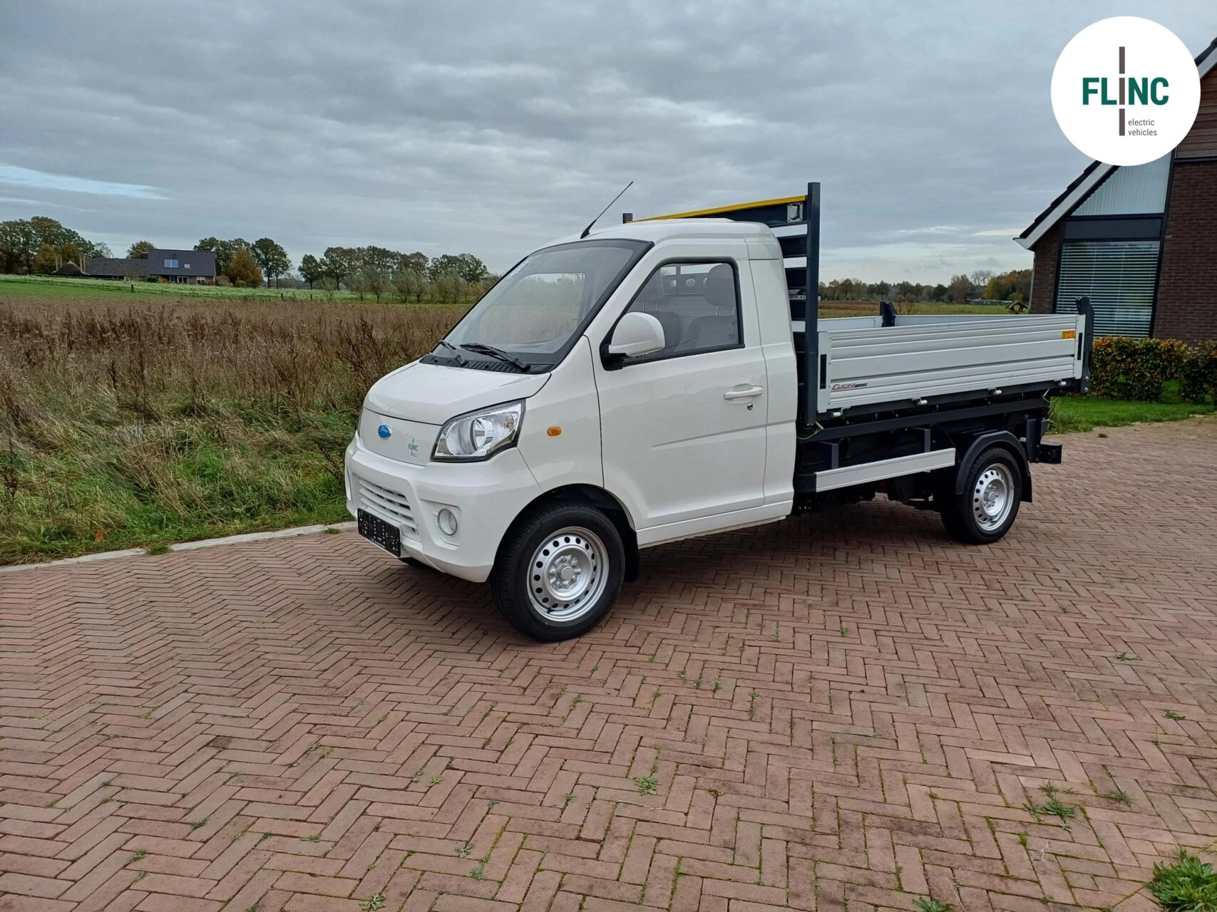 Hoofdafbeelding Cenntro Logistar 200