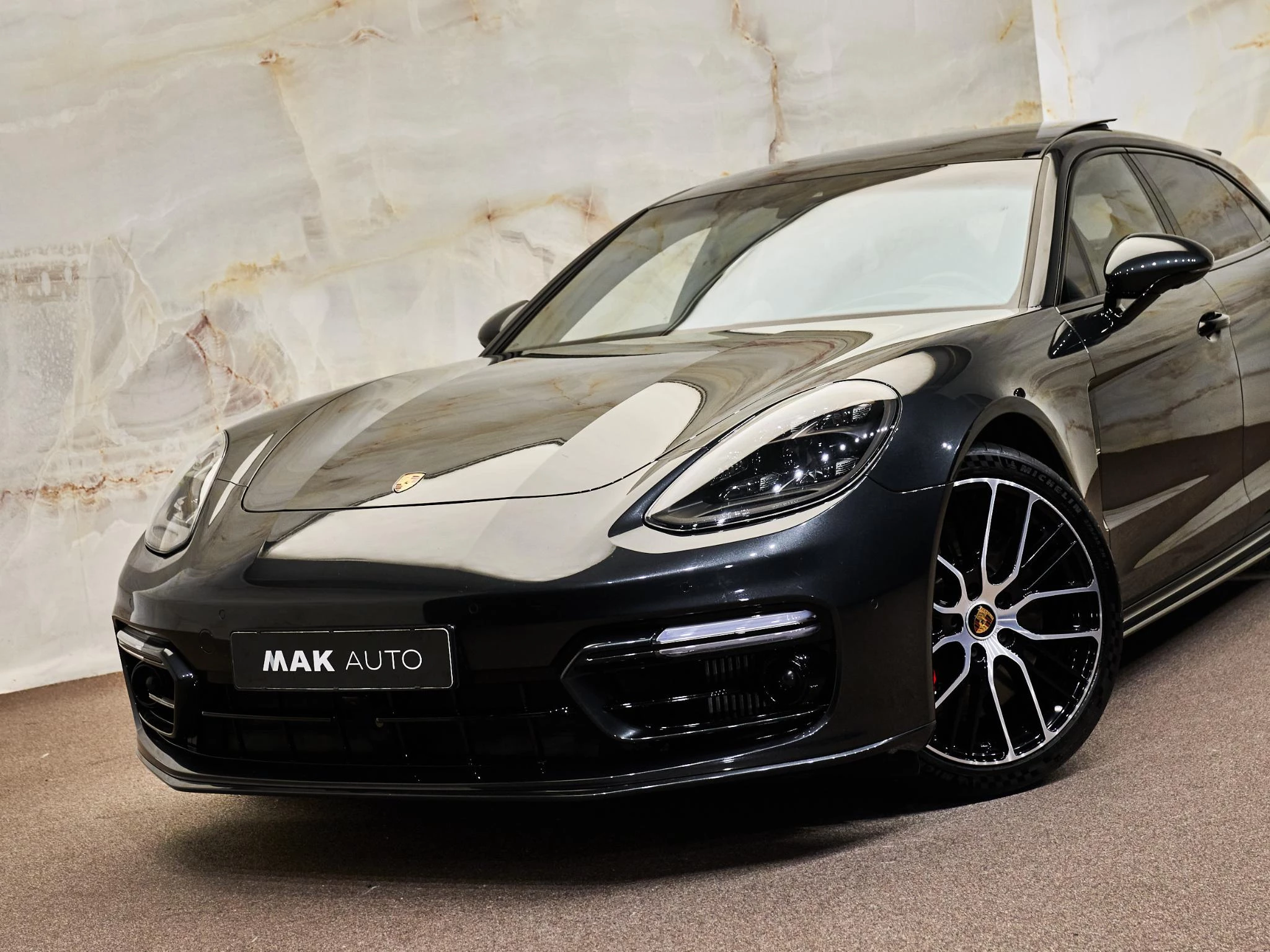 Hoofdafbeelding Porsche Panamera