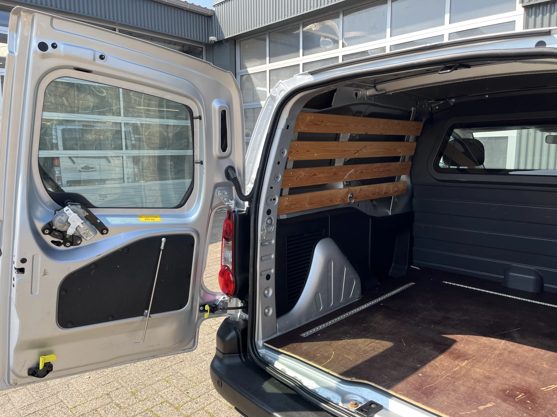 Hoofdafbeelding Peugeot Partner